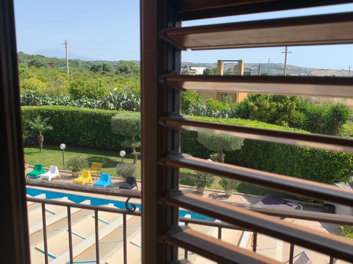 B&B Vittoria House Карлентини Екстериор снимка